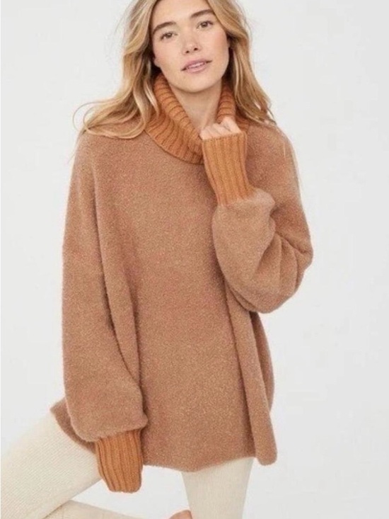 aerie Sweaters - Aerie brown boucle ribbed turtleneck sweater size small new with tags